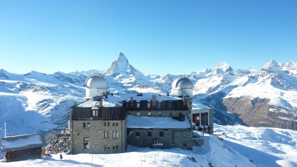 Hotel Adonis Zermatt Exterior photo