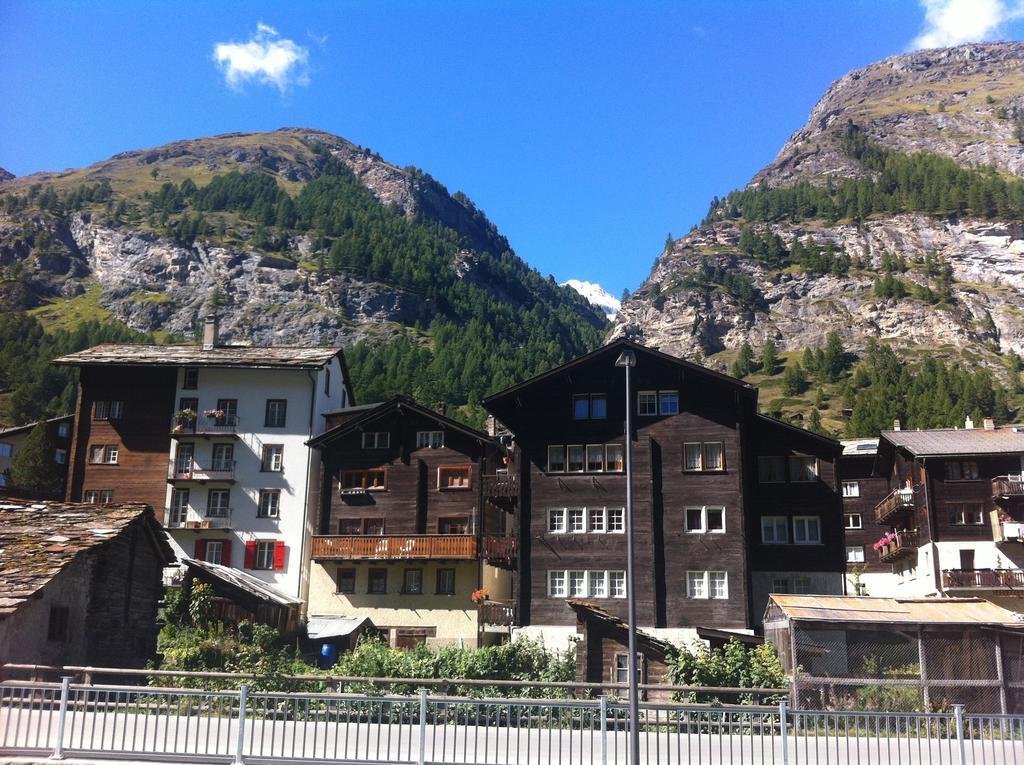 Hotel Adonis Zermatt Exterior photo