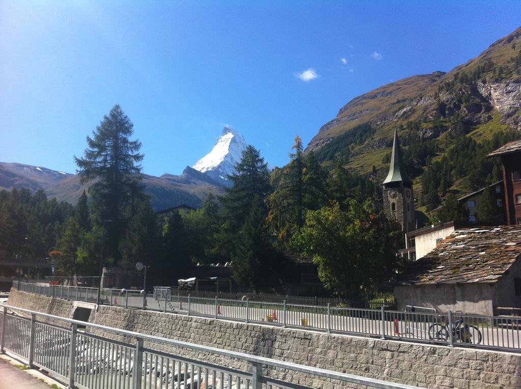 Hotel Adonis Zermatt Exterior photo