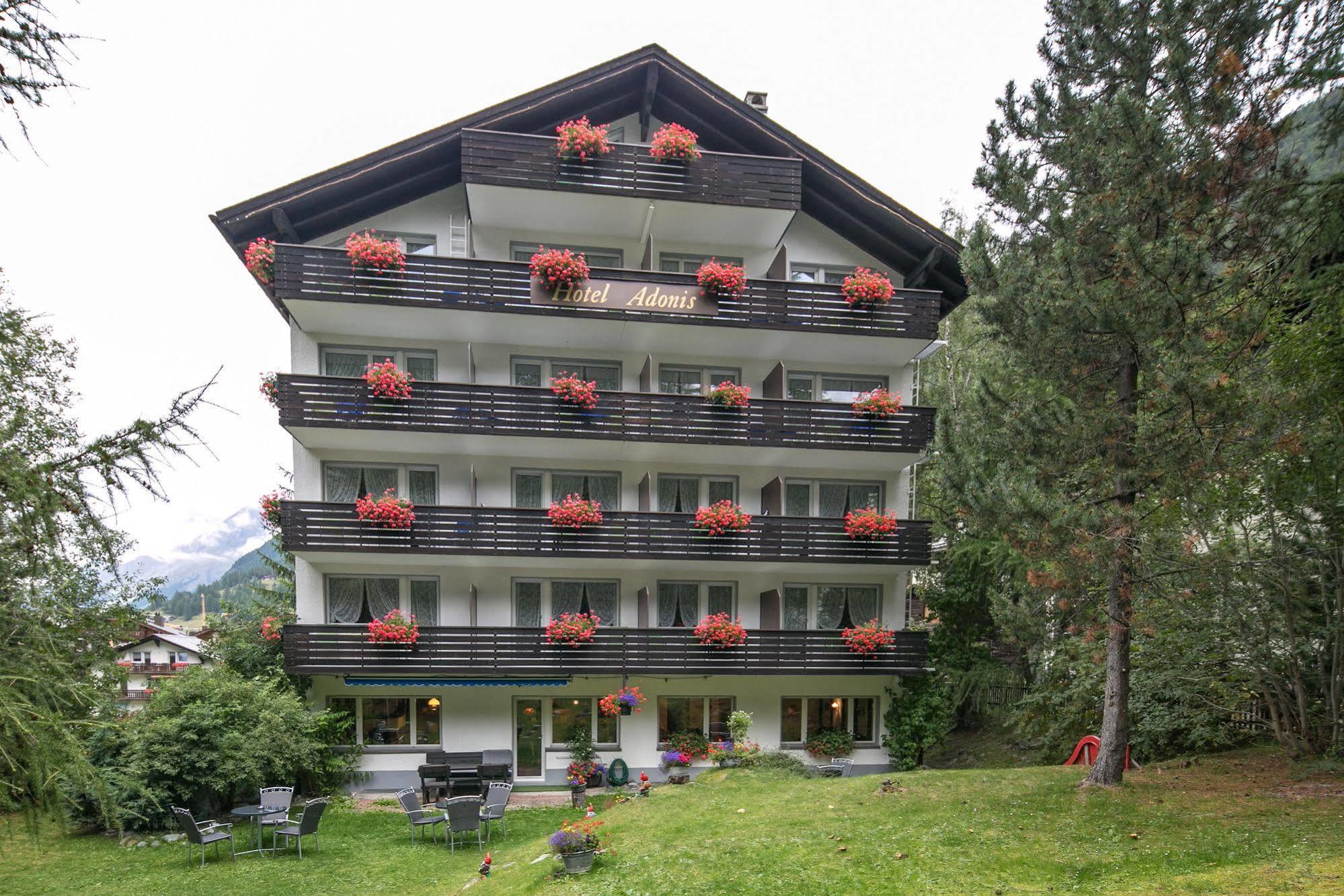 Hotel Adonis Zermatt Exterior photo